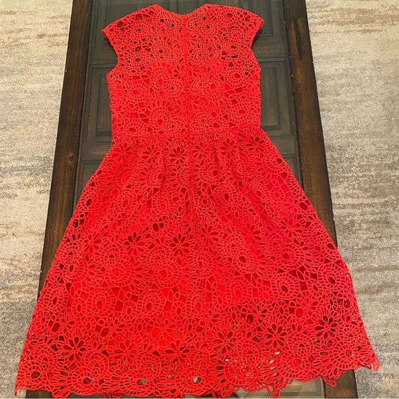 Lela Rose Cap Sleeve Jewel Neckline Guipire Lace Dress size 10 - Picture 9 of 11